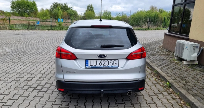 Ford Focus cena 35900 przebieg: 221000, rok produkcji 2016 z Lublin małe 254